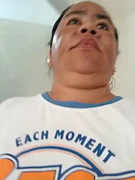 Snapshot of mature_l0ve43 chatting on April 9, 2026, 1:27 am mature l0ve43 online show from April 9, 2026, 1:27 am