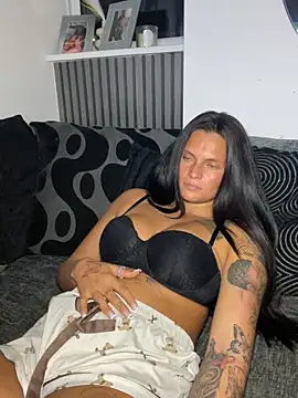 Snapshot of Destinylovex chatting on March 25, 2026, 8:59 pm Destinylovex online show from March 25, 2026, 8:59 pm