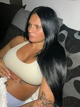 Snapshot of Destinylovex chatting on April 7, 2026, 9:26 pm Destinylovex online show from April 7, 2026, 9:26 pm