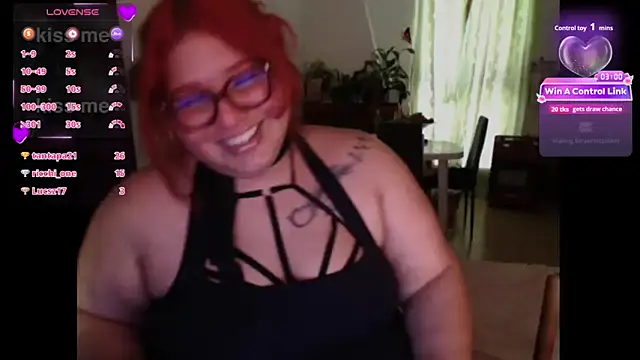 Snapshot of MagicCurves chatting on May 27, 2026, 11:07 am MagicCurves online show from May 27, 2026, 11:07 am