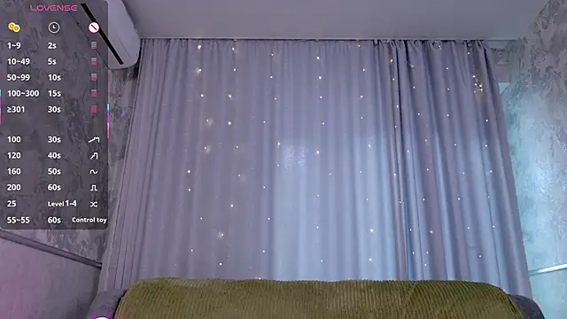 DarkAnngell online show from April 21, 2026, 2:23 pm