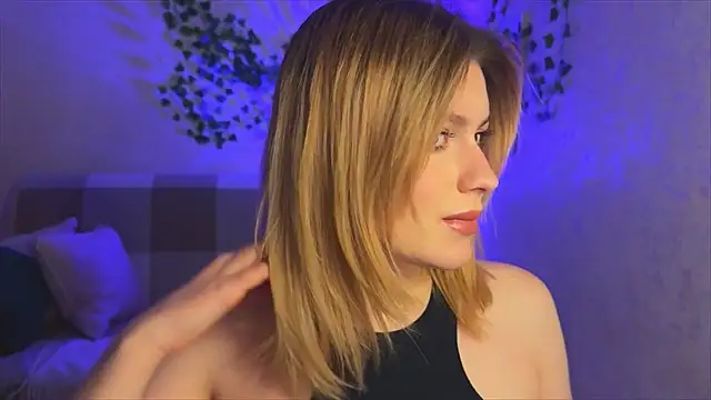 rinamandarina online show from February 20, 2026, 5:24 pm