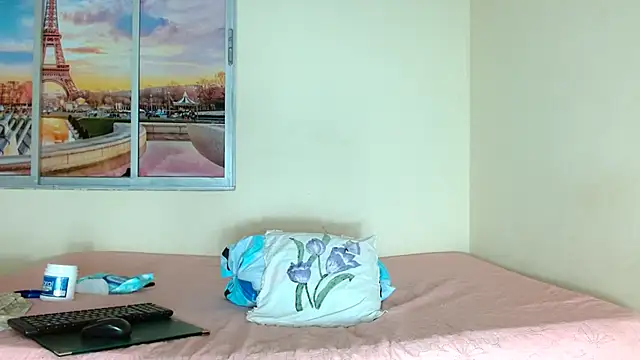 afroditaahot20 online show from March 31, 2026, 1:40 am