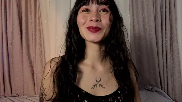 Mistymoon online show from April 3, 2026, 1:31 pm