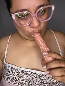 Melanny69x online show from April 23, 2026, 4:46 am