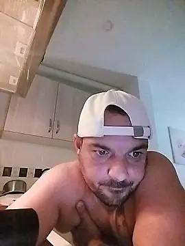 Snapshot of morenitoymorena chatting on April 10, 2026, 2:22 pm morenitoymorena online show from April 10, 2026, 2:22 pm