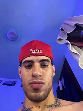 TOMAS CONOR online show from March 17, 2026, 12:59 am