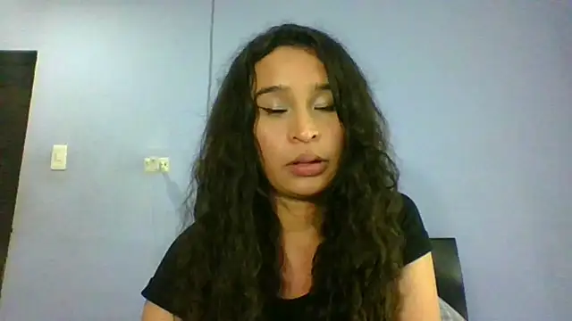 Snapshot of scarlettscottx_ chatting on June 22, 2026, 12:02 am scarlettscottx online show from June 22, 2026, 12:02 am
