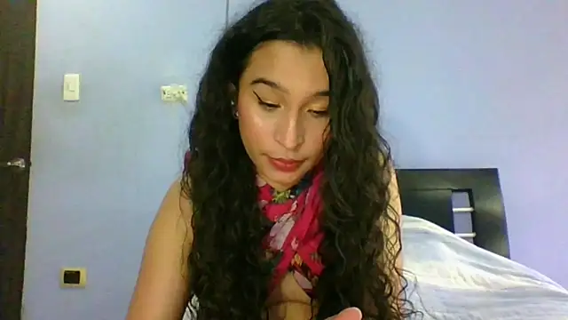 Snapshot of scarlettscottx_ chatting on July 3, 2026, 8:15 pm scarlettscottx online show from July 3, 2026, 8:15 pm
