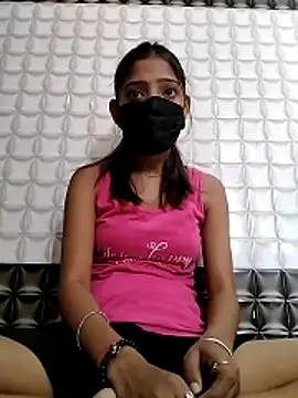 Miss  hotty online show from May 17, 2026, 5:16 am