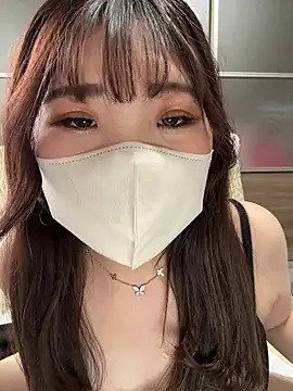 Snapshot of kitty_1019a chatting on March 24, 2026, 7:35 am kitty 1019a online show from March 24, 2026, 7:35 am