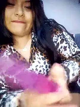 Snapshot of Crazy_grone chatting on May 26, 2026, 4:52 am Crazy grone online show from May 26, 2026, 4:52 am