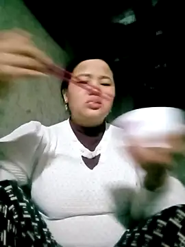 chubby0011 online show from March 8, 2026, 5:33 am