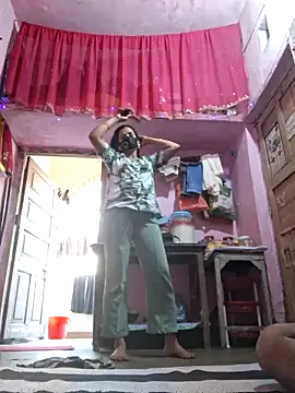 radha76448 online show from February 21, 2026, 10:16 am