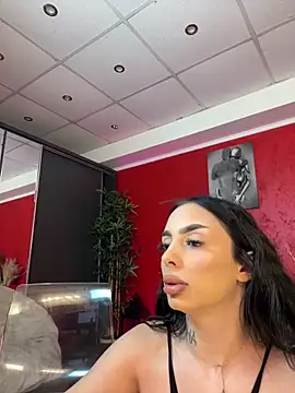 Snapshot of 11vyanne chatting on February 28, 2026, 6:47 am 11vyanne online show from February 28, 2026, 6:47 am