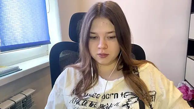 Snapshot of TomikoPfau chatting on March 20, 2026, 8:19 am TomikoPfau online show from March 20, 2026, 8:19 am