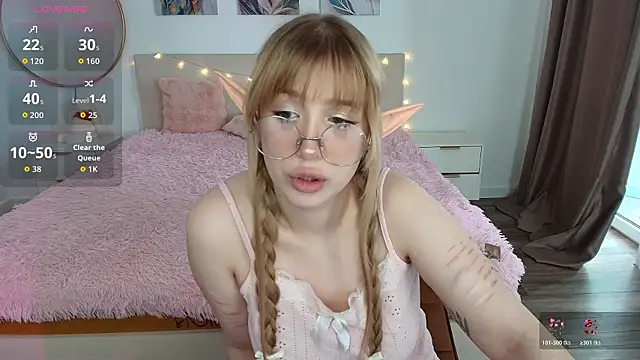 linaloon online show from March 18, 2026, 5:10 am