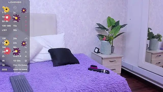 ValentinaRivers online show from March 26, 2026, 12:11 pm