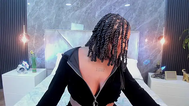 Emma Dancer online show from April 5, 2026, 1:19 pm