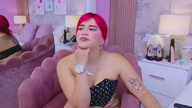 CherryTayloor online show from April 15, 2026, 7:58 pm