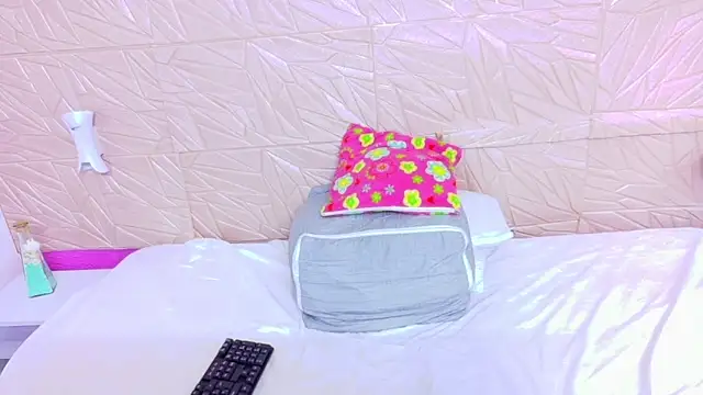 nina bae online show from March 31, 2026, 8:42 pm