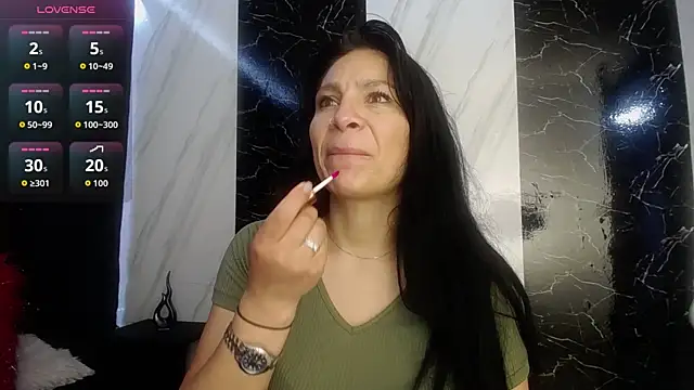 Snapshot of SofiaMoreno_ chatting on April 30, 2026, 2:01 pm SofiaMoreno online show from April 30, 2026, 2:01 pm