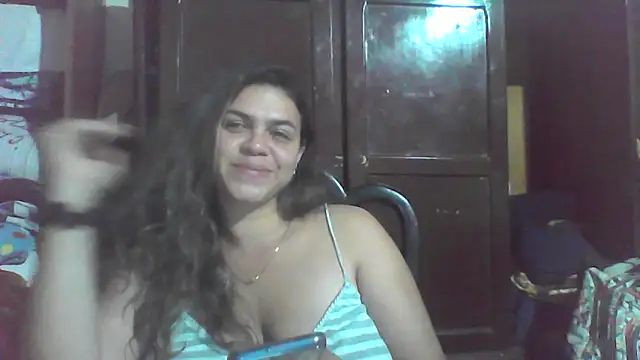 Snapshot of mar_coral2 chatting on May 7, 2026, 11:43 pm mar coral2 online show from May 7, 2026, 11:43 pm