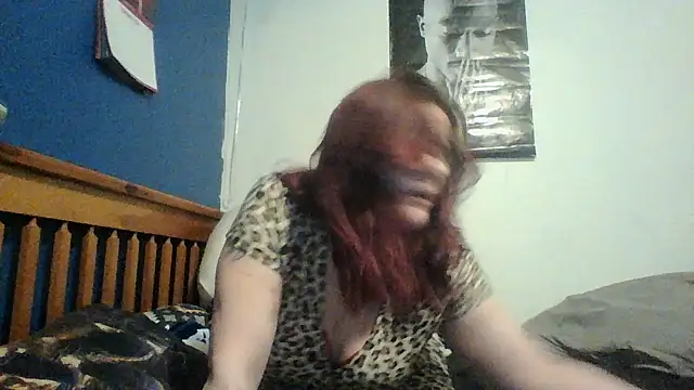 Sexymilf6992 online show from February 24, 2026, 1:47 am