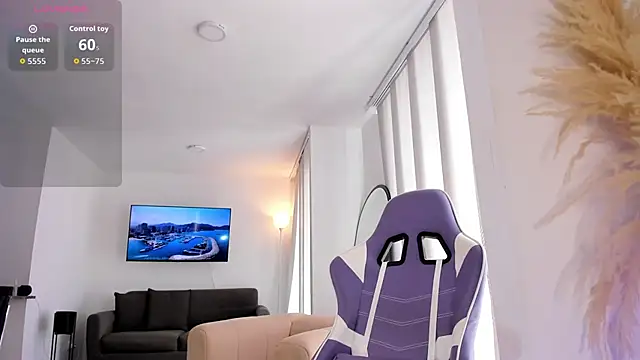 sofiawiliams online show from March 31, 2026, 12:38 pm