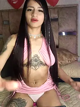 Snapshot of Lauraaa_pink18 chatting on February 20, 2026, 6:26 am Lauraaa pink18 online show from February 20, 2026, 6:26 am