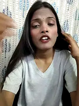 iam-anshika online show from April 15, 2026, 5:36 am