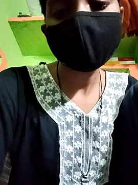 Snapshot of Cute_aroshi chatting on April 24, 2026, 4:42 pm Cute aroshi online show from April 24, 2026, 4:42 pm