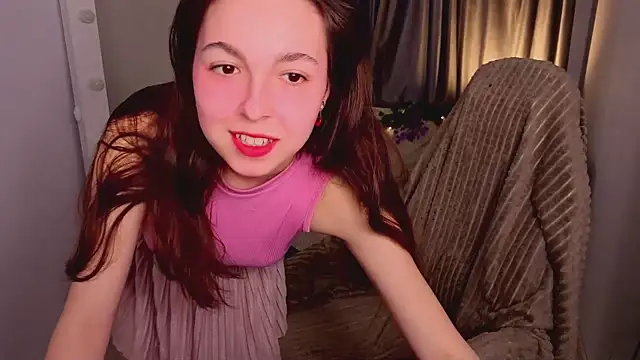 BellaThery online show from March 27, 2026, 5:13 am