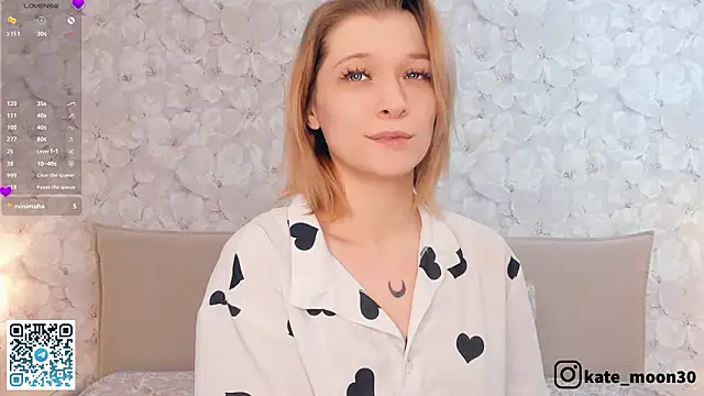 Snapshot of CleopatraHabibi chatting on March 9, 2026, 7:23 am CleopatraHabibi online show from March 9, 2026, 7:23 am