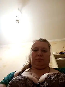 Snapshot of KiraStanton chatting on April 18, 2026, 7:07 pm KiraStanton online show from April 18, 2026, 7:07 pm