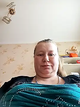 Snapshot of KiraStanton chatting on May 12, 2026, 12:13 pm KiraStanton online show from May 12, 2026, 12:13 pm