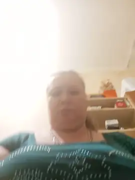 Snapshot of KiraStanton chatting on May 31, 2026, 7:04 pm KiraStanton online show from May 31, 2026, 7:04 pm