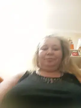 KiraStanton online show from June 5, 2026, 6:02 pm