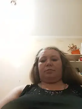 KiraStanton online show from June 23, 2026, 1:14 am