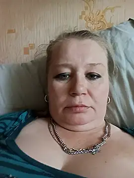 KiraStanton online show from July 23, 2026, 2:37 pm