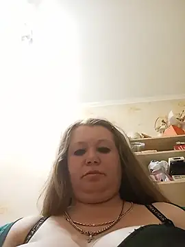 KiraStanton online show from July 26, 2026, 12:41 am
