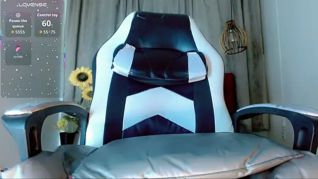 Abby White   online show from February 28, 2026, 11:33 am