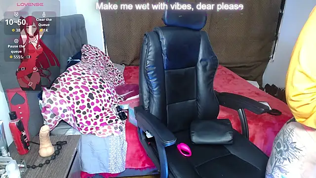 Snapshot of Dakotattoo chatting on February 25, 2026, 12:48 pm Dakotattoo online show from February 25, 2026, 12:48 pm