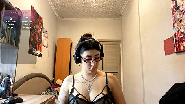 AshlynWabasha online show from March 19, 2026, 5:50 pm