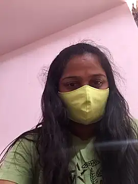 Shaliniqueen online show from March 4, 2026, 10:21 am