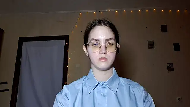 Katelemon online show from April 8, 2026, 3:12 pm