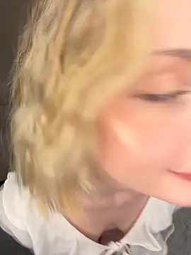 MaryFlare online show from March 14, 2026, 11:43 pm