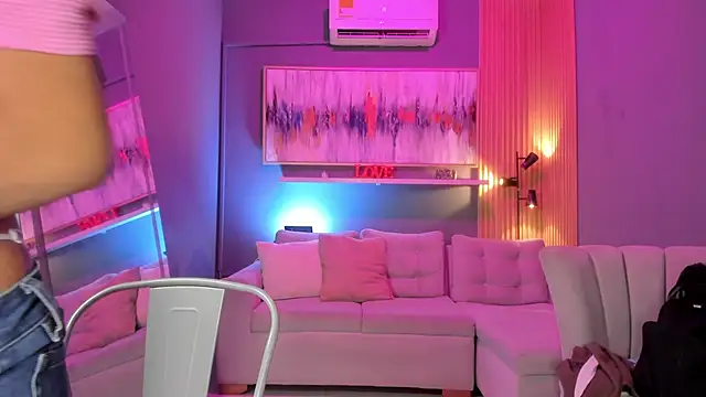 janinne lu online show from March 23, 2026, 11:14 am