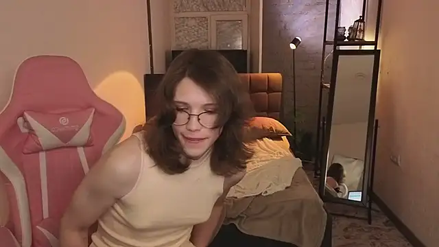 ZoriaLovesLuna online show from March 7, 2026, 10:07 pm