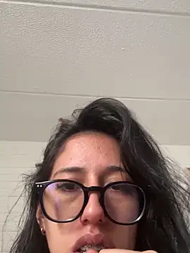 susi chimm online show from March 3, 2026, 1:06 pm